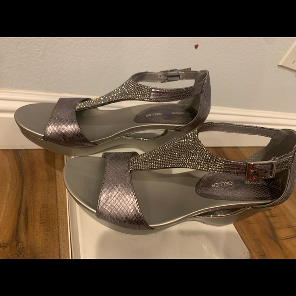 Andrew Geller Arana - Picture 3 of 10